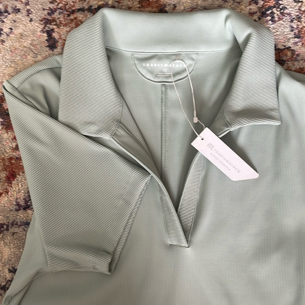 Travis Matthew MOVEKNIT VNECK POLO